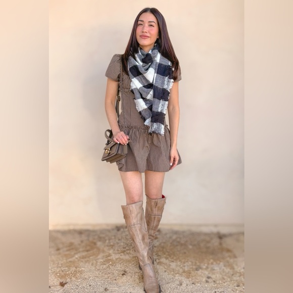 Check Blanket Scarf (Black/White Combo) - Picture 5 of 15